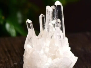 Quartz Cluster