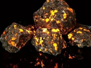 Fluorescent Sodalite Chunks